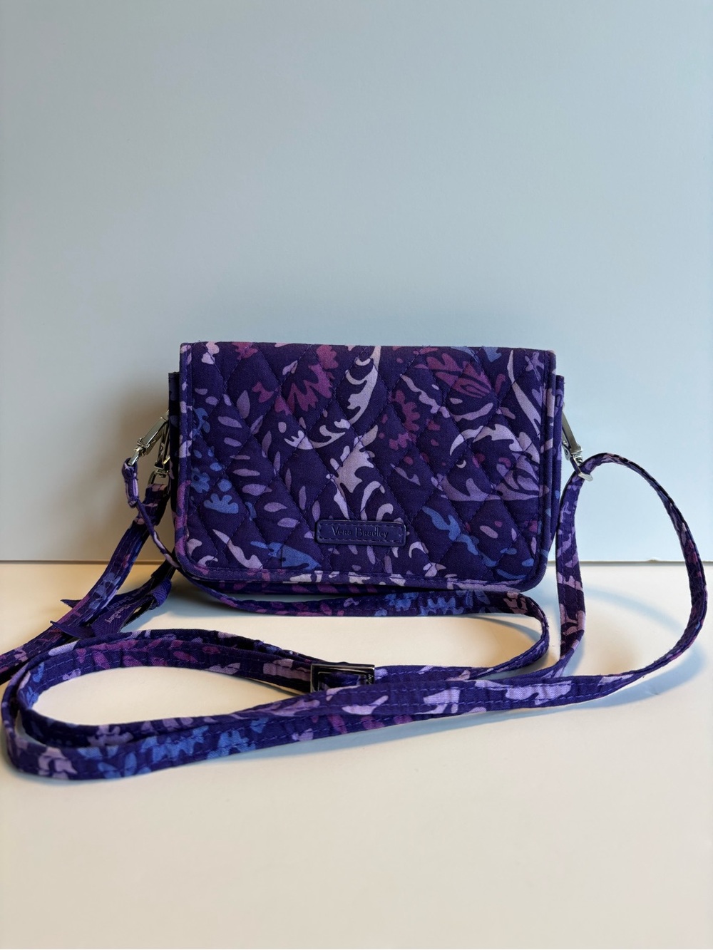 Vera Bradley 3-In-1 Women’s RFID Crossbody Wallet Paisley Amethyst New w/o Tag